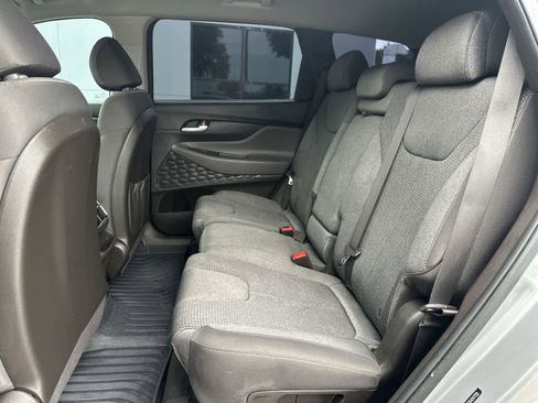 Used 2020 Hyundai Santa Fe SEL FWD image 4