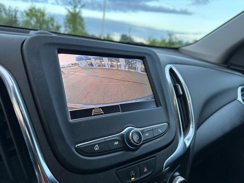 Used 2024 Chevrolet Equinox LT AWD/4WD image 28