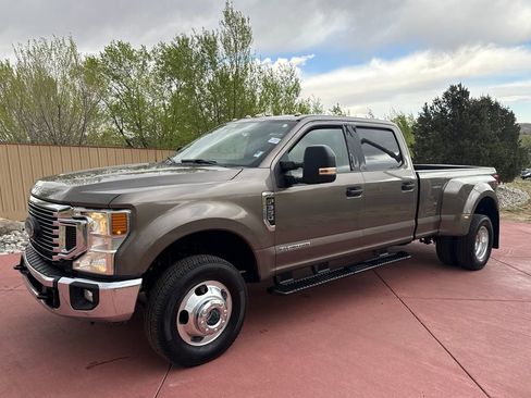 Used 2021 Ford F350 XLT w/ XLT Value Package image 3