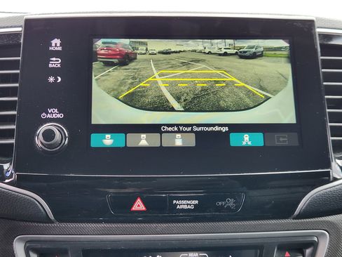 Certified 2022 Honda Passport TrailSport image 14