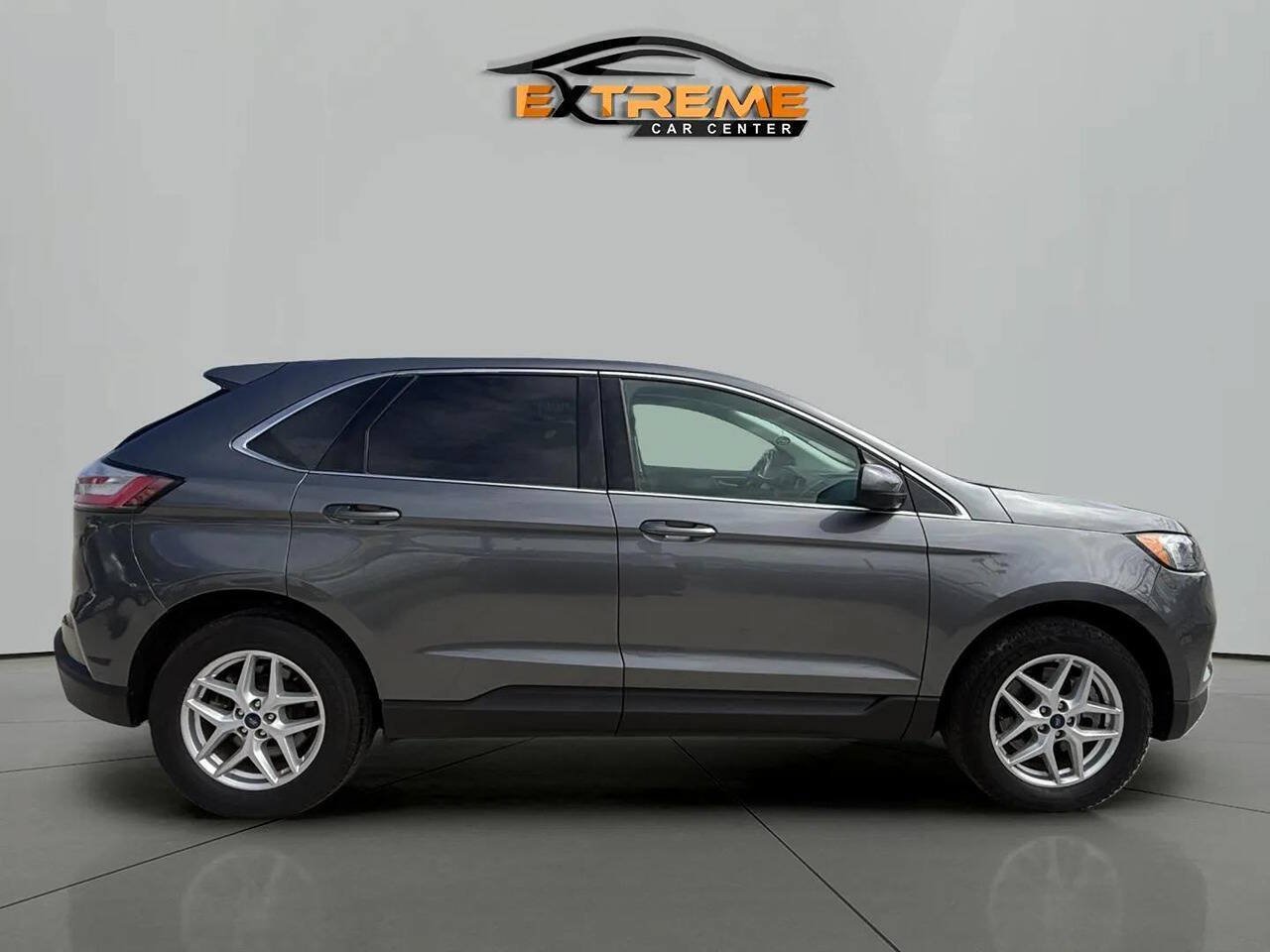 Used 2022 Ford Edge SEL AWD/4WD image 7