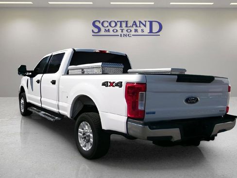 Used 2017 Ford F250 XLT image 8