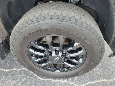 Certified 2025 Chevrolet Silverado 2500 Custom w/ Custom Value Package AWD/4WD image 41