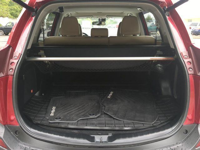 Used 2015 Toyota RAV4 Limited w/ Technology Package AWD/4WD image 12