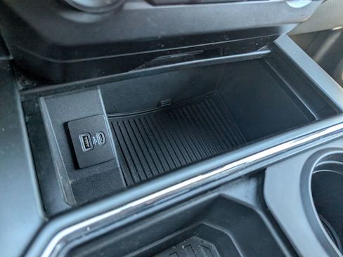 Used 2022 Ford F250 XLT w/ XLT Premium Package image 18