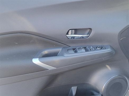 Certified 2024 Nissan Kicks SV image 9