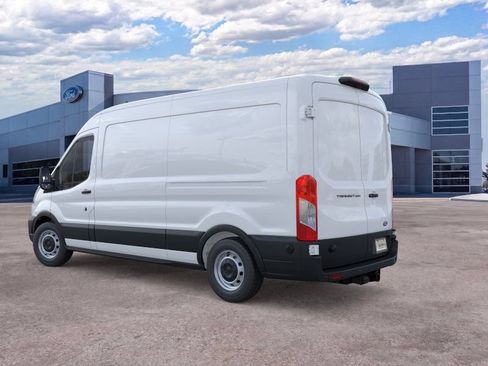 New 2026 Ford Transit 250 148 Medium Roof w/ Load Area Protection Package RWD image 4