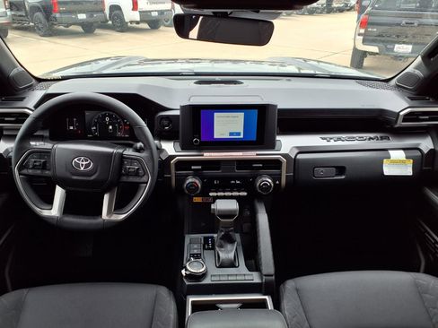 Certified 2025 Toyota Tacoma SR5 w/ SR5 Upgrade Package image 10