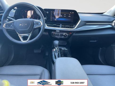 Used 2024 Chevrolet Trax ACTIV w/ Driver Confidence Package FWD image 15