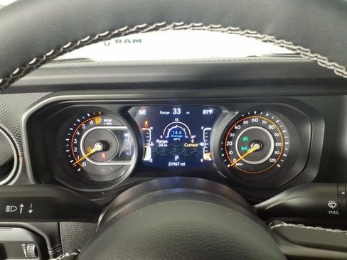 Used 2025 Jeep Gladiator Rubicon AWD/4WD image 20