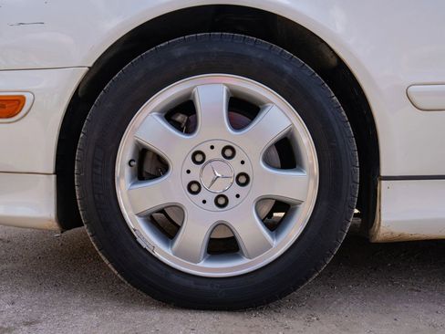 Used 2003 Mercedes-Benz CLK 320 Cabriolet image 16