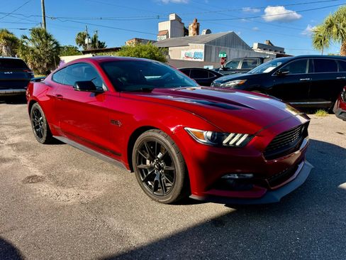 Used 2017 Ford Mustang GT Premium w/ Equipment Group 401A RWD image 7