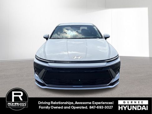 New 2026 Hyundai Sonata SEL image 3