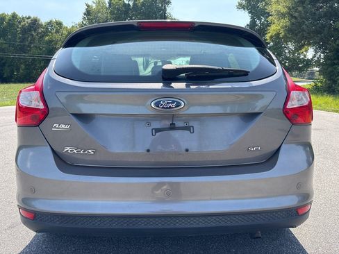 Used 2012 Ford Focus SEL FWD image 4