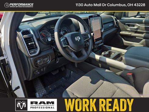 New 2026 RAM 1500 Big Horn AWD/4WD image 17