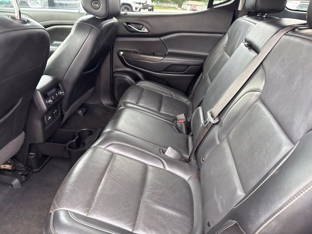 Used 2023 GMC Acadia SLT AWD/4WD image 42