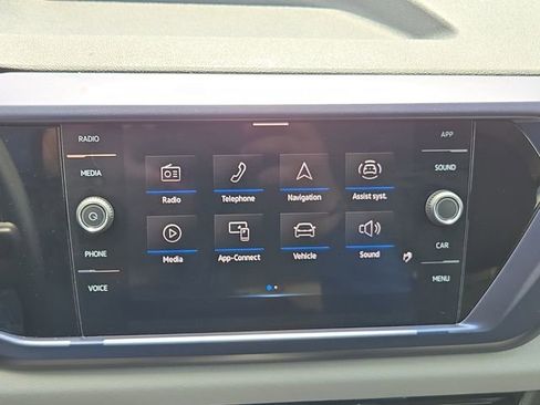 Certified 2022 Volkswagen Taos SE w/ IQ.Drive SE Package FWD image 20