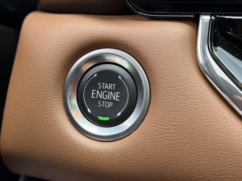 Certified 2025 GMC Canyon AT4 w/ Nightfall Edition AWD/4WD image 32