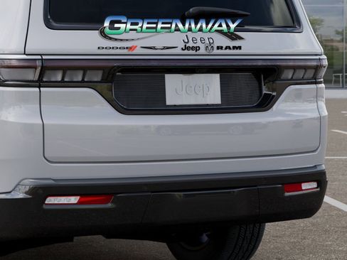 New 2026 Jeep Grand Wagoneer 2WD w/ Premium Group I image 13