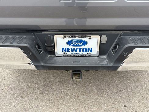 Used 2023 Ford F150 Lariat w/ Trailer Tow Package image 36