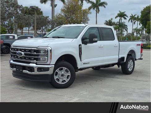 New 2026 Ford F250 XLT w/ XLT Premium Package AWD/4WD image 1