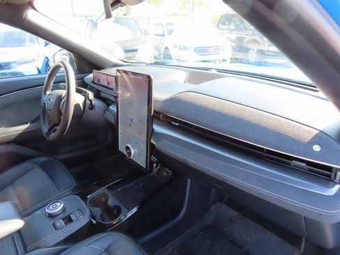 Certified 2022 Ford Mustang Mach-E GT w/ GT Performance Edition image 20