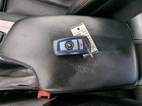 Used 2014 BMW 435i Convertible image 24