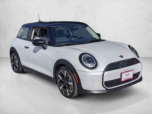 Certified 2025 MINI Cooper S FWD image 3