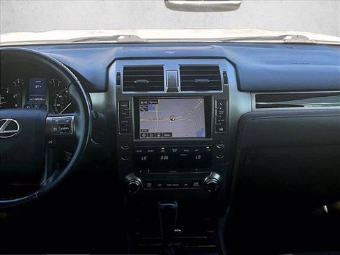 Used 2018 Lexus GX 460 w/ Navigation Package AWD/4WD image 8