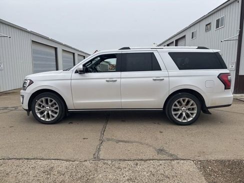 Used 2018 Ford Expedition Max Limited w/ Equipment Group 302A AWD/4WD image 3
