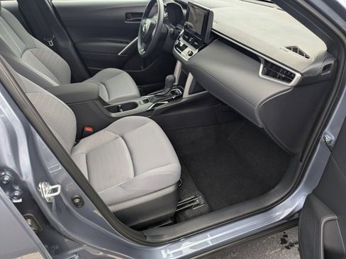 Used 2025 Toyota Corolla Cross AWD Hybrid image 12