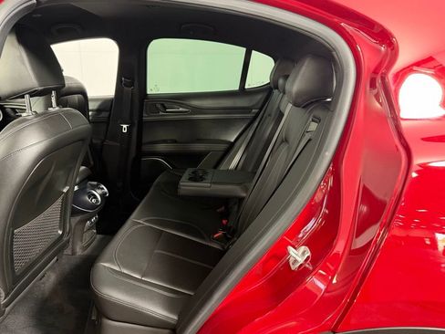 Used 2022 Alfa Romeo Stelvio Sprint RWD image 24