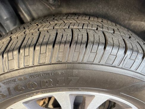 Used 2018 Toyota Sienna XLE image 10