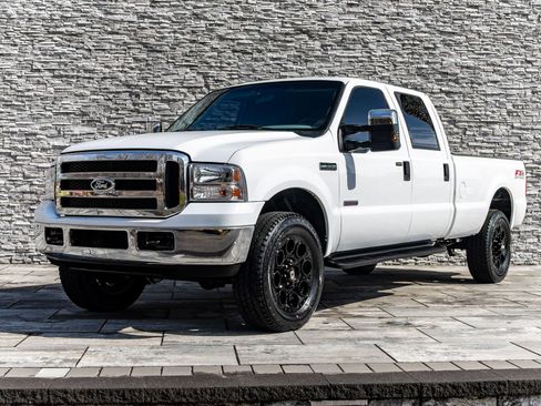 Used 2005 Ford F350 XL image 8