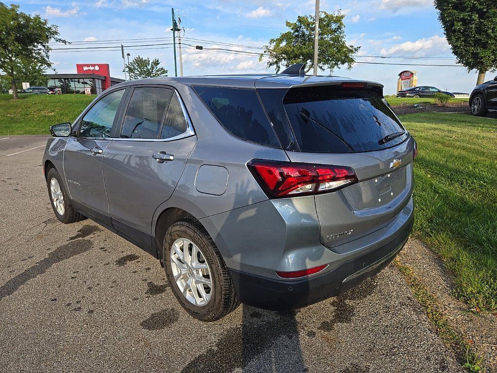 Used 2024 Chevrolet Equinox LT AWD/4WD image 9