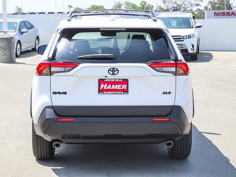 New 2025 Toyota RAV4 XLE image 6