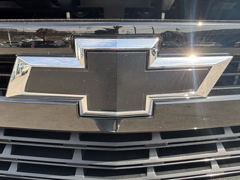 Used 2021 Chevrolet Silverado 1500 LT Trail Boss w/ Bed Protection Package image 38