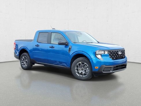 New 2026 Ford Maverick XLT w/ Equipment Group 301A image 2