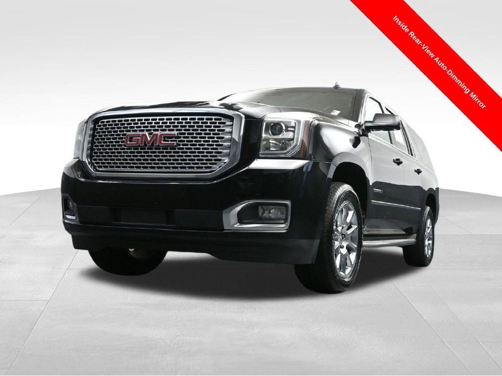 Used 2015 GMC Yukon XL Denali w/ Touring Package RWD image 24
