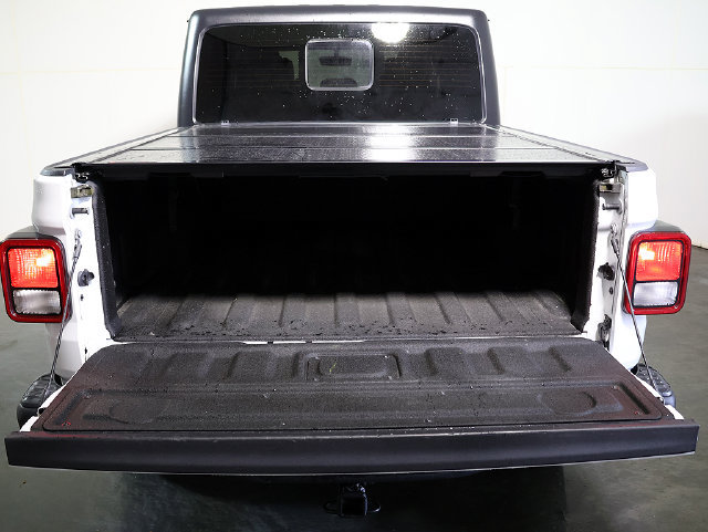 Used 2022 Jeep Gladiator Rubicon AWD/4WD image 10