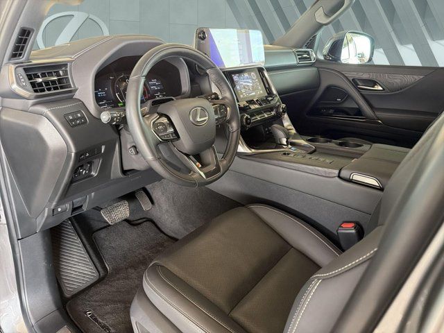 Certified 2025 Lexus LX 700h Luxury AWD/4WD image 10