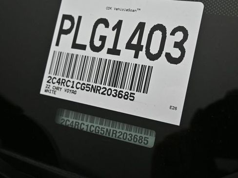 Used 2022 Chrysler Voyager LX FWD image 43