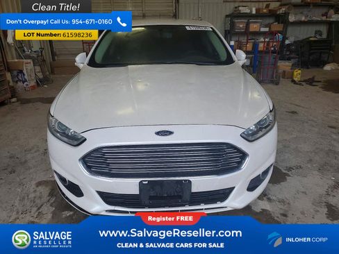 Used 2014 Ford Fusion SE w/ Equipment Group 202A FWD image 7