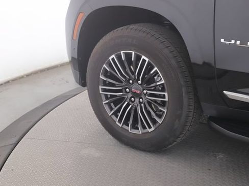 Used 2025 GMC Yukon XL Elevation w/ LPO, Floor Liner Package AWD/4WD image 13