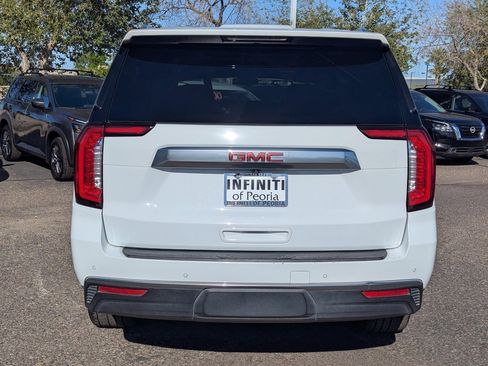 Used 2023 GMC Yukon XL Denali image 4