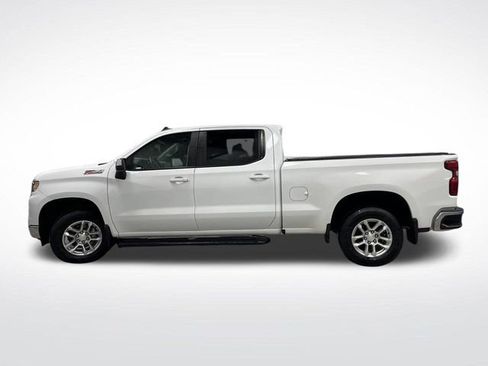 Used 2022 Chevrolet Silverado 1500 LT w/ Z71 Off-Road Package image 12