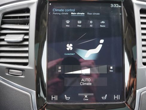 Used 2020 Volvo XC90 T5 Momentum w/ Protection Package Premier image 28