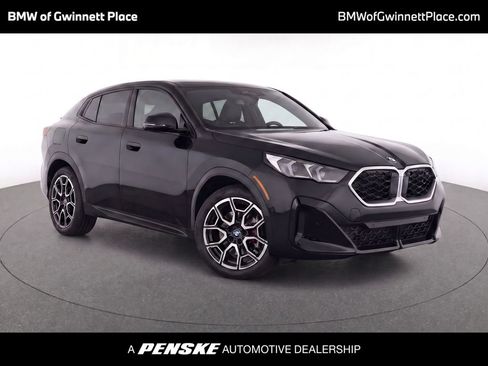Used 2026 BMW X2 xDrive28i AWD/4WD image 1