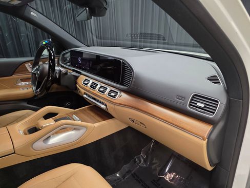 Used 2024 Mercedes-Benz GLE 350 4MATIC image 52