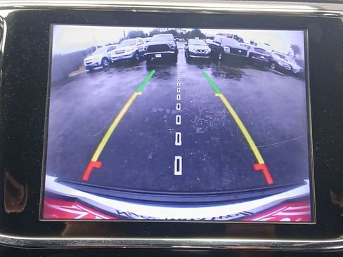 Used 2020 Jeep Grand Cherokee Altitude RWD image 9